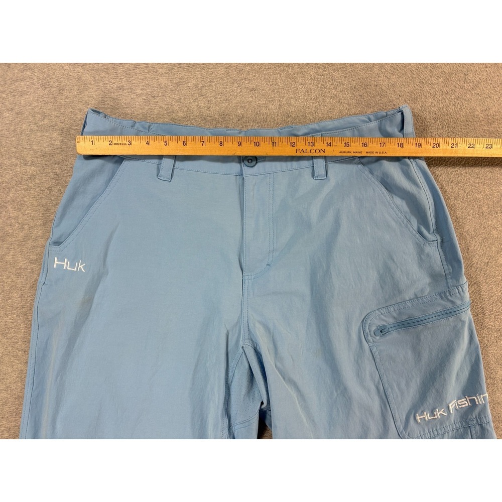 HUK Performance Fabrics Cargo Fishing Shorts (Men's XL) Blue - 10" - Picture 6 of 10